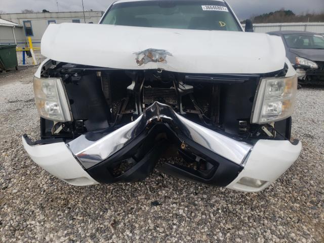 Photo 9 from auction – 2011 CHEVROLET SILVERADO with VIN 1GCRKSE31BZ139150