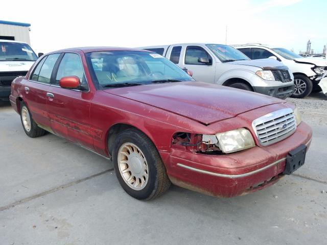 FORD CROWN VICT 2000 with VIN 2FAFP74W6YX121714 - Photo from auction