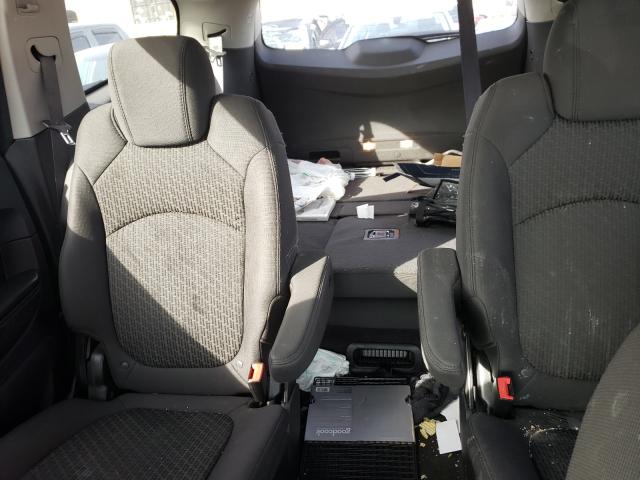 Photo 6 from auction – 2010 CHEVROLET TRAVERSE L with VIN 1GNLRFED0AJ267949