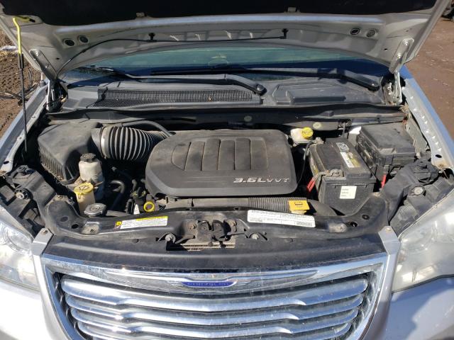Photo 7 from auction – 2011 CHRYSLER TOWN & COU with VIN 2A4RR5DG3BR802420