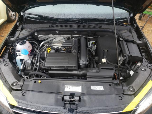 Photo 7 from auction – 2017 VOLKSWAGEN JETTA S with VIN 3VW2B7AJXHM378917