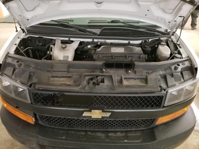 Photo 7 from auction – 2018 CHEVROLET EXPRESS G2 with VIN 1GCWGAFP9J1325712