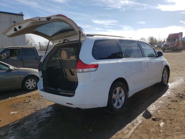Photo 4 from auction – 2014 TOYOTA SIENNA LE with VIN 5TDKK3DC7ES414406