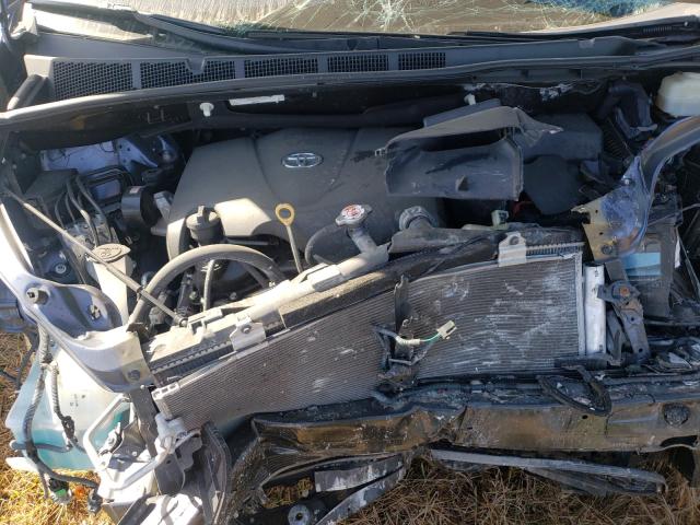 Photo 7 from auction – 2017 TOYOTA SIENNA LE with VIN 5TDKZ3DC6HS769664