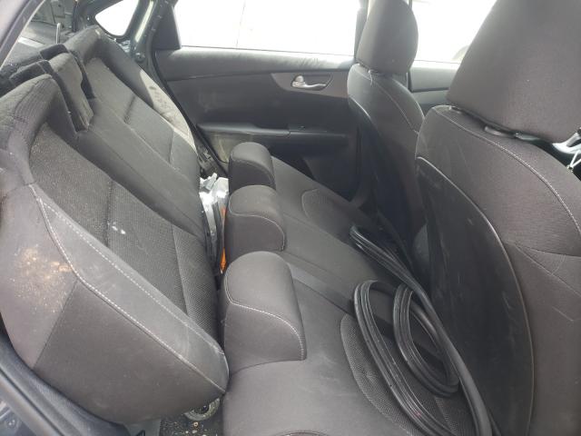 Photo 6 from auction – 2019 KIA FORTE FE with VIN 3KPF24AD8KE102458