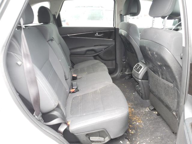 Photo 6 from auction – 2016 KIA SORENTO LX with VIN 5XYPG4A38GG170556