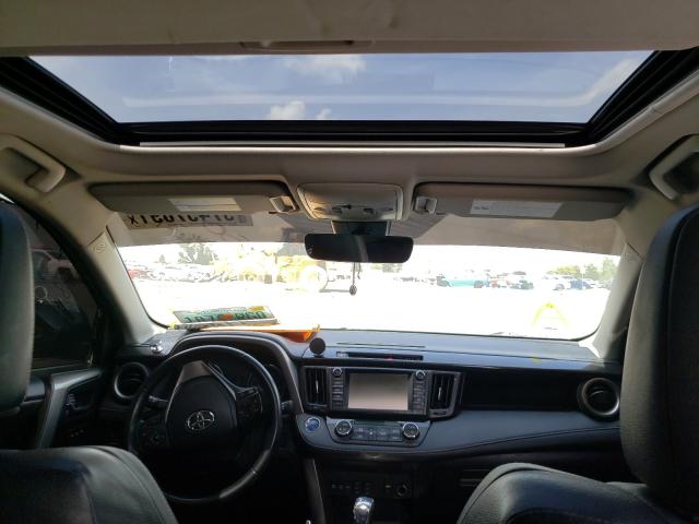 Photo 9 from auction – 2017 TOYOTA RAV4 HV LI with VIN JTMDJREV0HD138388