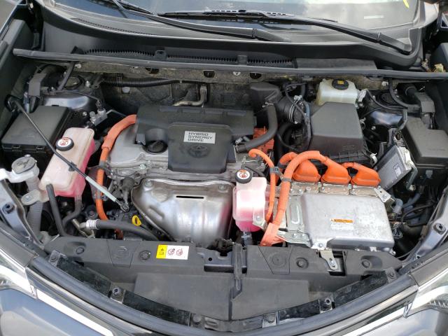 Photo 7 from auction – 2017 TOYOTA RAV4 HV LI with VIN JTMDJREV0HD138388