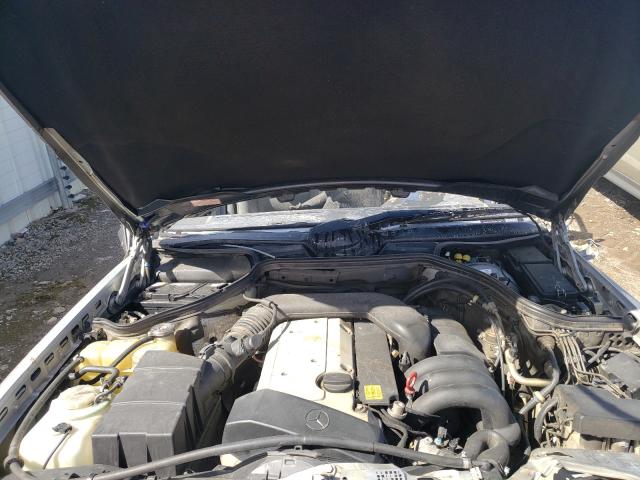 Photo 7 from auction – 1994 MERCEDES-BENZ E 320 with VIN WDBEA32E3RC121645
