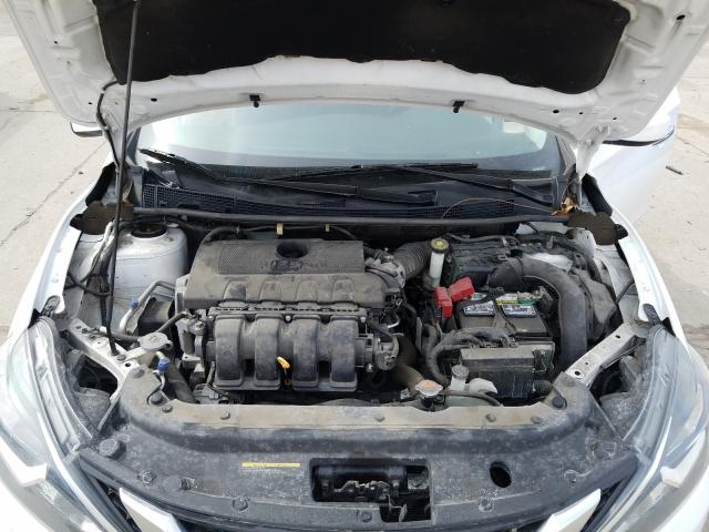 Photo 7 from auction – 2017 NISSAN SENTRA S with VIN 3N1AB7AP8HY354324