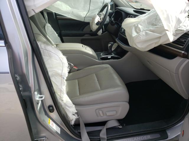 Photo 5 from auction – 2016 TOYOTA HIGHLANDER with VIN 5TDYKRFH6GS181546