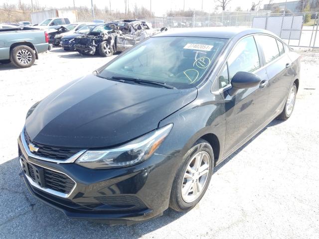 Photo 2 from auction – 2017 CHEVROLET CRUZE LT with VIN 1G1BE5SMXH7204226
