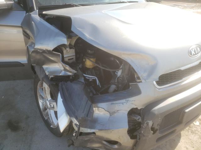Photo 9 from auction – 2011 KIA SOUL + with VIN KNDJT2A26B7254393