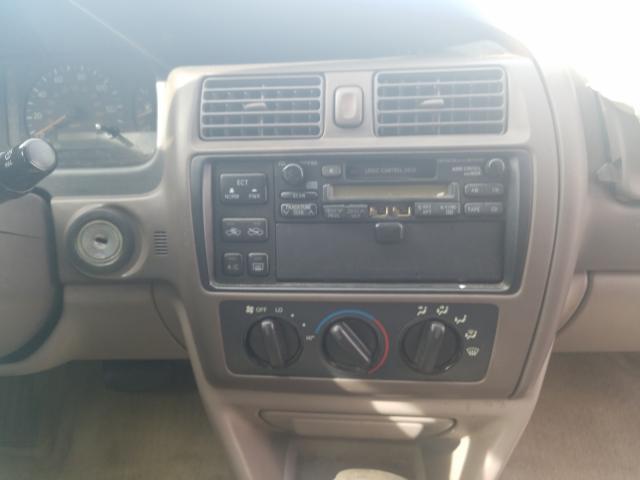 Photo 10 from auction – 1998 TOYOTA AVALON XL with VIN 4T1BF18B1WU290538
