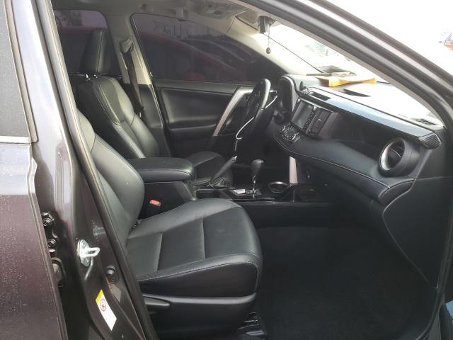Photo 5 from auction – 2017 TOYOTA RAV4 HV LI with VIN JTMDJREV0HD138388