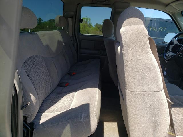 Photo 6 from auction – 2000 CHEVROLET SILVERADO with VIN 2GCEC19T7Y1371625