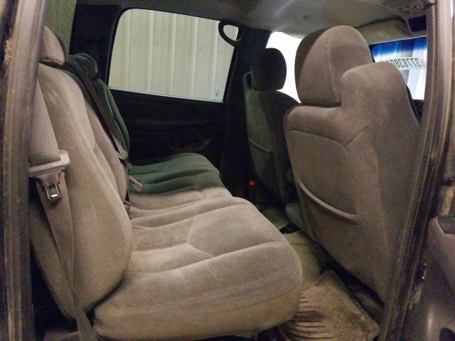 Photo 6 from auction – 2004 CHEVROLET SILVERADO with VIN 1GCHK23UX4F191789