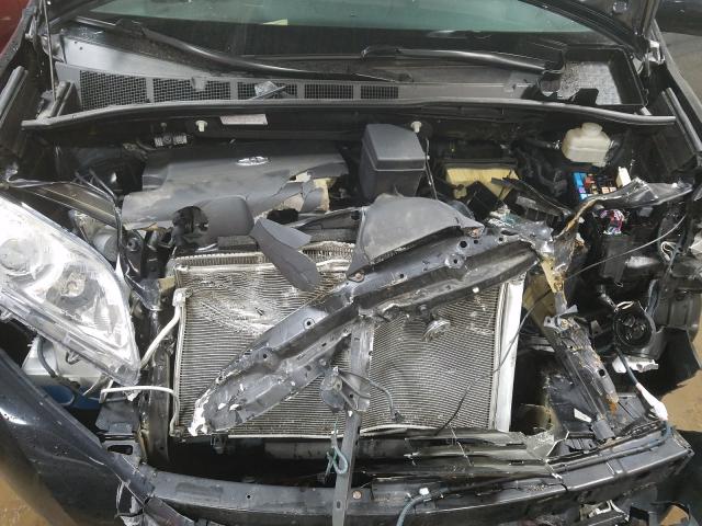 Photo 7 from auction – 2016 TOYOTA SIENNA LE with VIN 5TDKK3DC4GS748038
