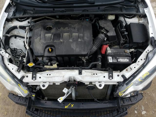 Photo 7 from auction – 2015 TOYOTA COROLLA with VIN 5YFBURHE1FP293472