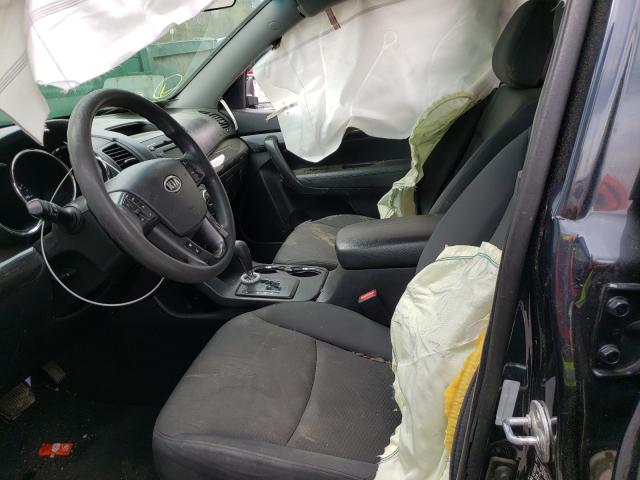 Photo 5 from auction – 2013 KIA SORENTO LX with VIN 5XYKTDA2XDG366653