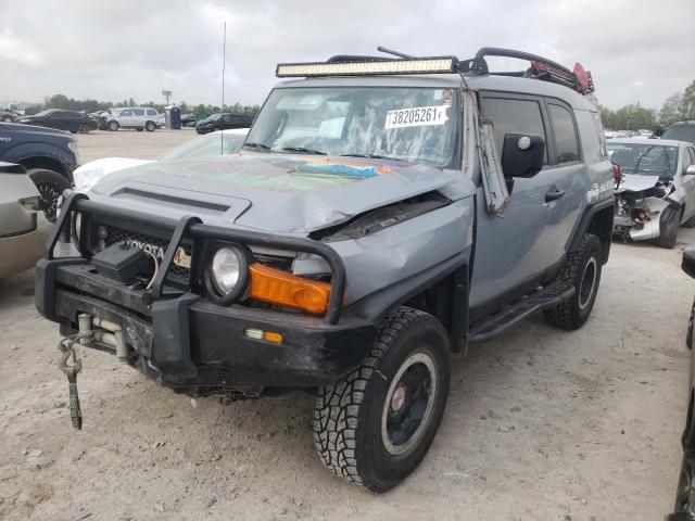 Photo 2 from auction – 2013 TOYOTA FJ CRUISER with VIN JTEBU4BF2DK161395