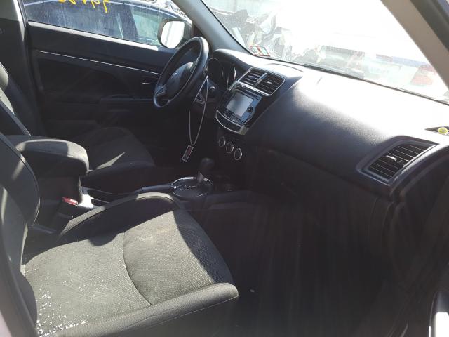 Photo 5 from auction – 2015 MITSUBISHI OUTLANDER with VIN 4A4AR4AW5FE047842