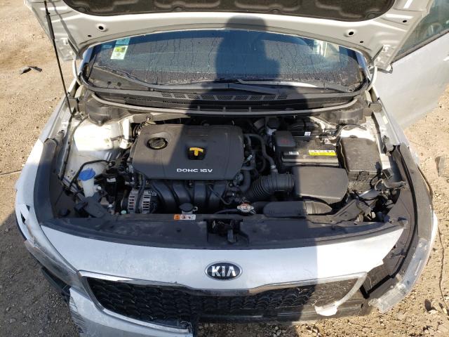 Photo 7 from auction – 2017 KIA FORTE LX with VIN 3KPFK4A70HE085464