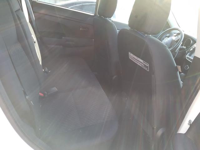 Photo 6 from auction – 2015 MITSUBISHI OUTLANDER with VIN 4A4AR4AW5FE047842