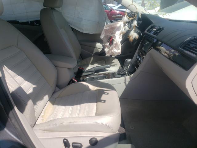 Photo 5 from auction – 2014 VOLKSWAGEN PASSAT SEL with VIN 1VWCN7A34EC034333