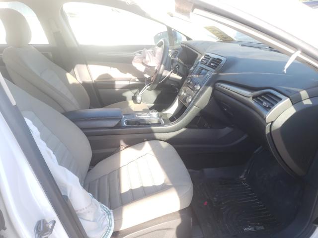 Photo 5 from auction – 2017 FORD FUSION S with VIN 3FA6P0G74HR188936