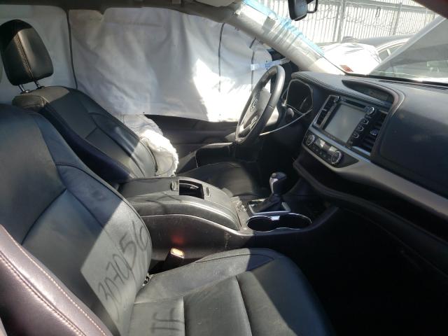 Photo 5 from auction – 2016 TOYOTA HIGHLANDER with VIN 5TDJKRFH1GS322976