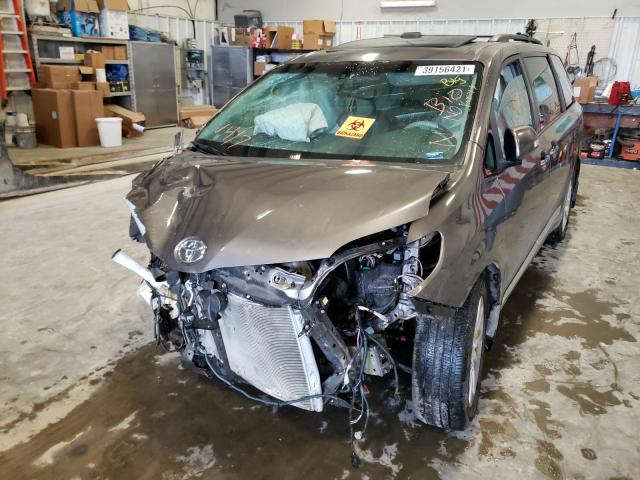 Photo 2 from auction – 2013 TOYOTA SIENNA XLE with VIN 5TDDK3DC3DS071360