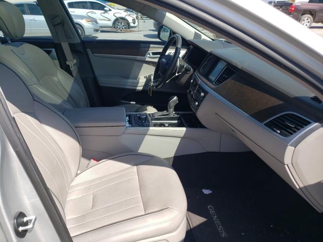 Photo 5 from auction – 2015 HYUNDAI GENESIS 5. with VIN KMHGN4JF9FU018858