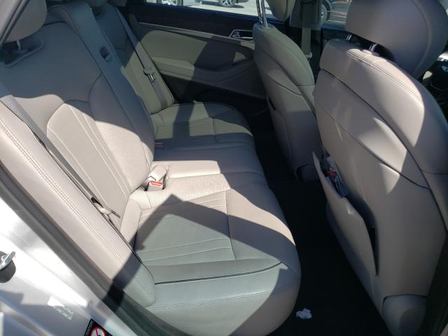 Photo 6 from auction – 2015 HYUNDAI GENESIS 5. with VIN KMHGN4JF9FU018858