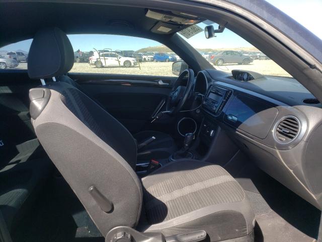 Photo 5 from auction – 2014 VOLKSWAGEN BEETLE TUR with VIN 3VWVS7AT8EM605614
