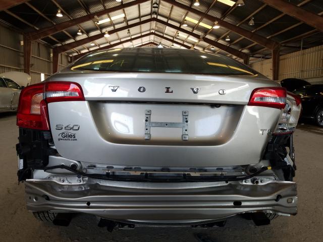 Photo 9 from auction – 2016 VOLVO S60 PREMIE with VIN YV126MFK4G2396613