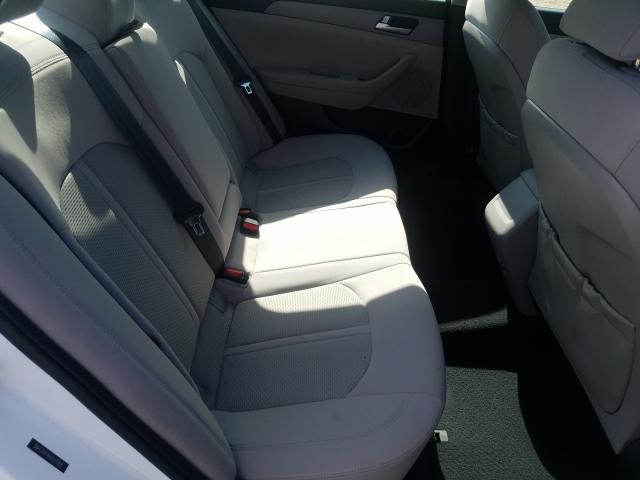Photo 6 from auction – 2017 HYUNDAI SONATA SE with VIN 5NPE24AF8HH527888