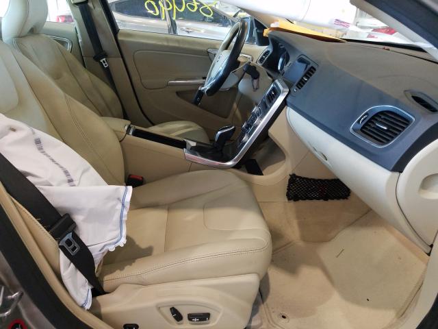 Photo 5 from auction – 2016 VOLVO S60 PREMIE with VIN YV126MFK4G2396613