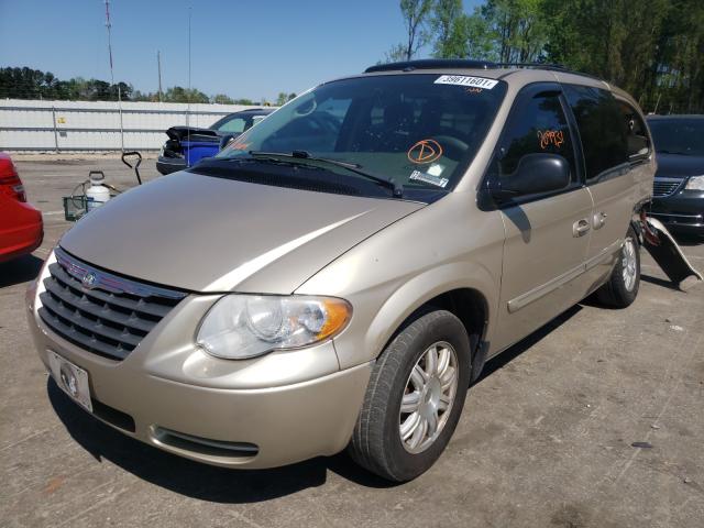 Photo 2 from auction – 2007 CHRYSLER TOWN & COU with VIN 2A4GP54L47R319228