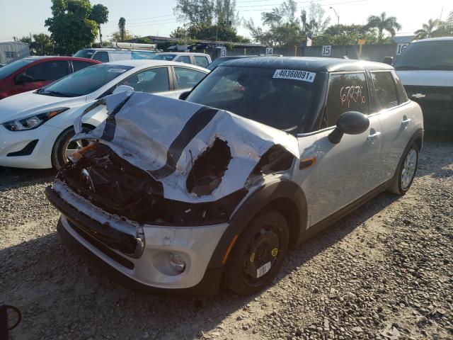 Photo 2 from auction – 2017 MINI COOPER with VIN WMWXU1C54H2E18559