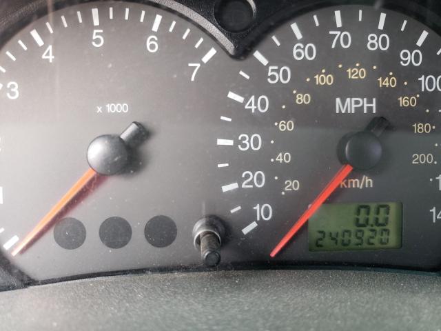 Photo 8 from auction – 2005 FORD FOCUS ZX4 with VIN 1FAFP34N55W267027