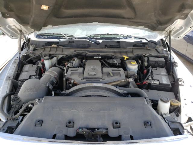 Photo 7 from auction – 2016 RAM 3500 LARAM with VIN 3C63R3JL5GG385629