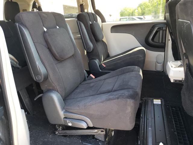Photo 6 from auction – 2011 CHRYSLER TOWN & COU with VIN 2A4RR5DG4BR605398