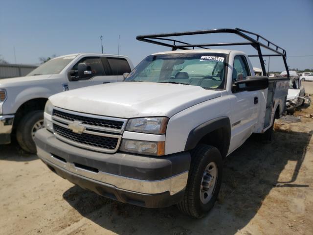 Photo 2 from auction – 2006 CHEVROLET SILVERADO with VIN 1GBHC24UX6E276382