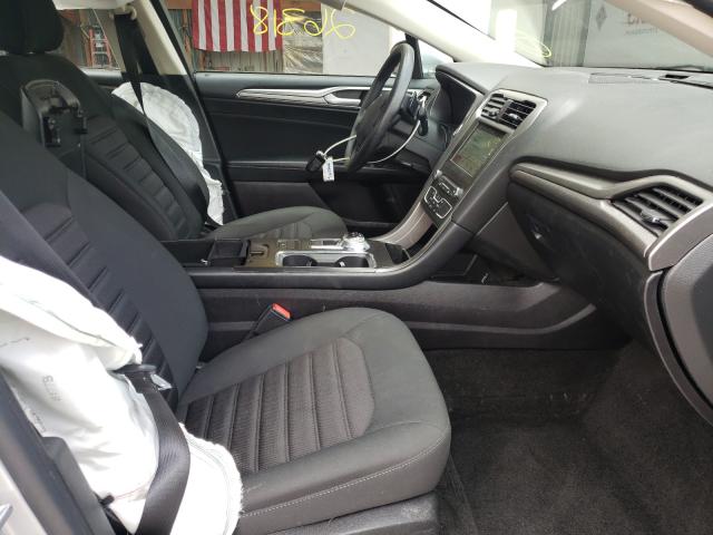 Photo 5 from auction – 2018 FORD FUSION SE with VIN 3FA6P0HD4JR229978