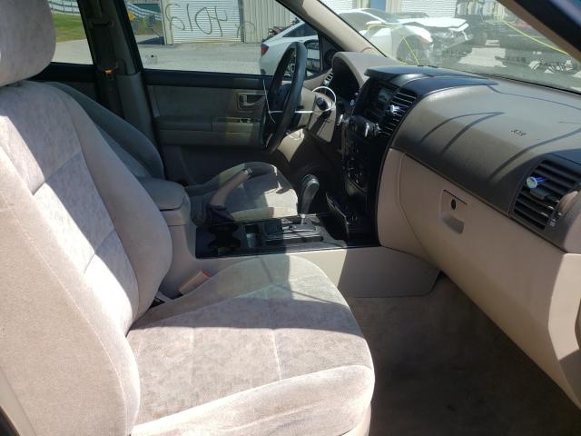 Photo 5 from auction – 2005 KIA SORENTO EX with VIN KNDJD733055339553