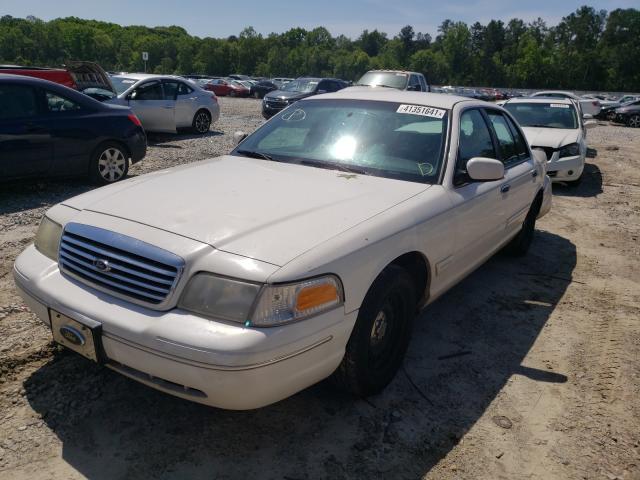 Photo 2 from auction – 1998 FORD CROWN VICT with VIN 2FAFP74W6WX117689