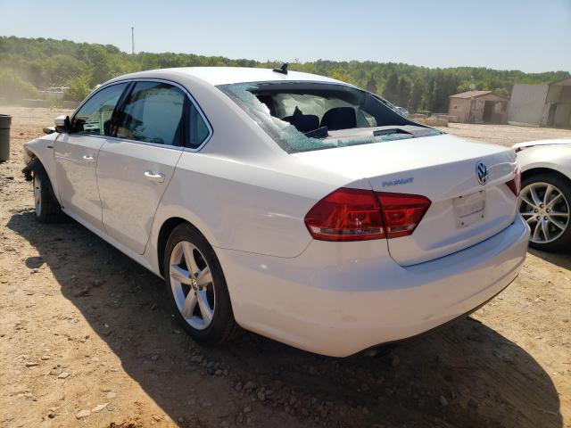 Photo 3 from auction – 2015 VOLKSWAGEN PASSAT S with VIN 1VWAT7A36FC107720