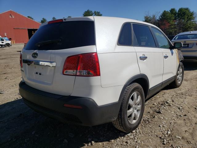 Photo 4 from auction – 2013 KIA SORENTO LX with VIN 5XYKT3A11DG383522