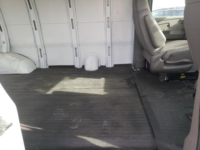 Photo 6 from auction – 2008 CHEVROLET EXPRESS with VIN 1GCFG15X481119032